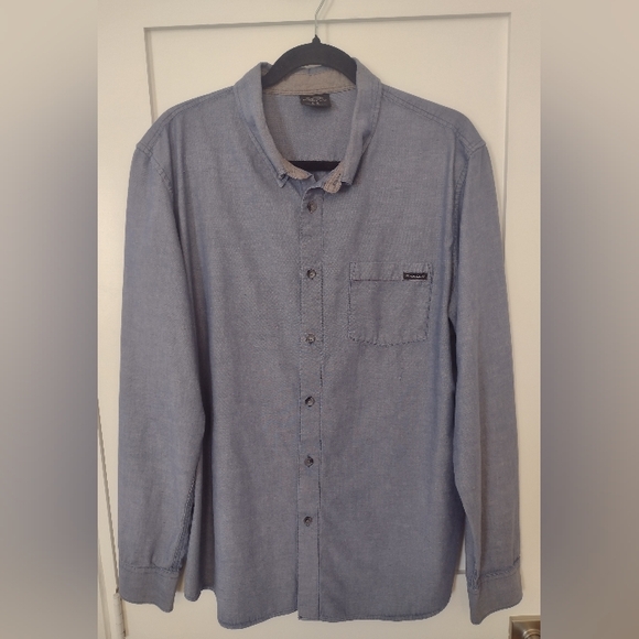 Oakley Men's Button Down Shirt - Picture 5 of 6
